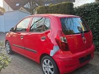 Gebraucht Hyundai i10 Classic 69 PS (50 kW) 2012 Rot Kleinwagen