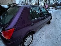 Gebraucht Ford Fiesta 55 PS (40 kW) 2000 Violet Kleinwagen