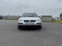 Gebraucht VW Passat 101 PS (74 kW) 2001 Silber Kombi