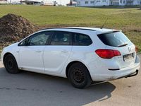 Gebraucht Opel Astra 110 PS (80 kW) 2011 Weiß Kombi