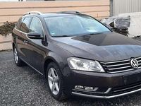 Gebraucht VW Passat Highline 160 PS (117 kW) 2012 Black oak brown metallic Kombi