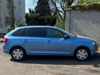 Gebraucht Skoda Rapid Ambition 105 PS (77 kW) 2015 Denimblau metallic Kleinwagen