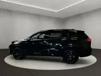 Neu VW Tayron 272 PS (200 kW) 2026 Grenadillschwarz metallic SUV