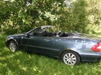 Gebraucht Mercedes CLK200 184 PS (135 kW) 2007 Blau Cabrio