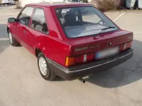Gebraucht Ford Escort 75 PS (55 kW) 1986 Rot Limousine