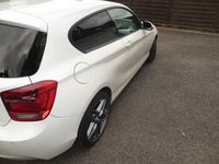 Gebraucht BMW 116 136 PS (100 kW) 2013 Weiß Kleinwagen