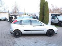 Usata Ford Focus 103 CV (75 kW) 2000 Argento Berlina