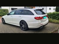 gebraucht Mercedes E220 d 4Matic T 9G-TRONIC AMG Line