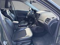 Gebraucht Jeep Compass Limited 140 PS (102 kW) 2019 Grün (olive green metallic) SUV