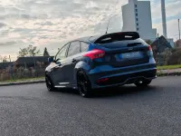 Gebraucht Ford Focus ST 250 PS (183 kW) 2015 Grau Limousine