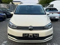 Gebraucht VW Touran 150 PS (110 kW) 2023 Beige Van / Kleinbus