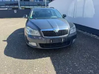 Gebraucht Skoda Octavia Ambiente 160 PS (117 kW) 2010 Grau Kombi