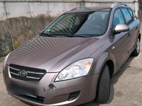 Gebraucht Kia Ceed 116 PS (85 kW) 2010 Grau Kleinwagen