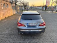 Gebraucht Mercedes CLA220 2018 Grau Limousine