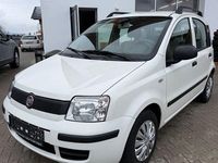 Gebraucht Fiat Panda Active 69 PS (50 kW) 2011 Weiß Kleinwagen