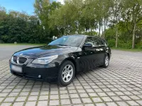 Gebraucht BMW 523 177 PS (130 kW) 2006 Schwarz Kombi