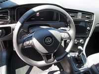 Gebraucht VW Golf VII Join 131 PS (96 kW) 2019 Schwarz metallic Kombi