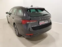 Gebraucht Skoda Octavia Clever 110 PS (80 kW) 2021 Schwarzmagic perleffekt Kombi