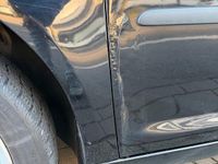 Gebraucht VW Touran 105 PS (77 kW) 2012 Schwarz Van / Kleinbus