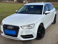 Gebraucht Audi A3 Attraction 150 PS (110 kW) 2014 Weiß Coupé