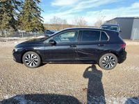 Gebraucht VW Golf VIII Active 150 PS (110 kW) 2022 Deep black perleffekt Limousine