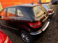 Gebraucht Mercedes B180 115 PS (84 kW) 2011 Schwarz Van / Kleinbus