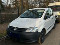 Gebraucht VW Fox 60 PS (44 kW) 2011 Weiß Kleinwagen