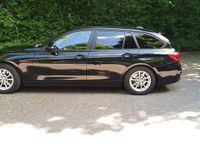 Gebraucht BMW 318 Advantage 150 PS (110 kW) 2015 Schwarz Kombi