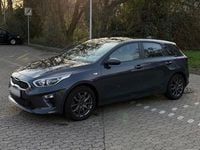 Second-hand Kia Ceed Vision 99 CP (72 kW) 2018 Gri Hatchback