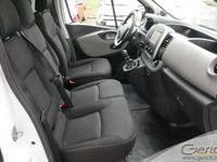 Gebraucht Renault Trafic Komfort 120 PS (88 kW) 2019 Arktisweiß Van / Kleinbus