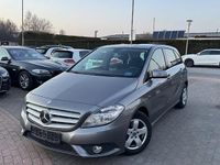 Gebraucht Mercedes B180 122 PS (89 kW) 2012 Grau Van / Kleinbus