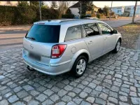 Gebraucht Opel Astra 110 PS (80 kW) 2011 Silber Kombi