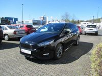Usado Ford Focus ST-Line 140 CV (102 kW) 2018 Negro Familiar