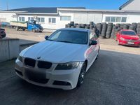 Gebraucht BMW 328 231 PS (169 kW) 2010 Weiß Limousine