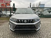Gebraucht Suzuki Vitara Comfort 102 PS (75 kW) 2023 Grau SUV