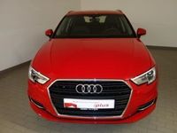 Gebraucht Audi A3 Sportback Design 150 PS (110 kW) 2019 Rot metallic Kleinwagen
