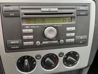 Gebraucht Ford Focus Trend 80 PS (58 kW) 2006 Grau Limousine