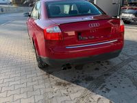 Gebraucht Audi A4 131 PS (96 kW) 2003 Rot Limousine