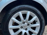 Gebraucht Opel Astra 105 PS (77 kW) 2004 Silber Kleinwagen