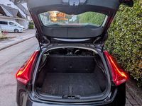 Gebraucht Volvo V40 150 PS (110 kW) 2013 Schwarz Limousine