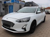 Gebraucht Ford Focus Cool & Connect 125 PS (91 kW) 2019 Weiß Kombi