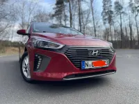 Gebraucht Hyundai Ioniq Style 141 PS (103 kW) 2018 Rot Kleinwagen