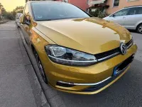Gebraucht VW Golf VII Sound 110 PS (80 kW) 2018 Gold Limousine