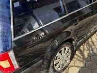 Gebraucht VW Passat 131 PS (96 kW) 2004 Schwarz Kombi