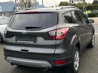 Gebraucht Ford Kuga Cool & Connect 150 PS (110 kW) 2019 Grau SUV