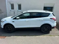 Gebraucht Ford Kuga Cool & Connect 150 PS (110 kW) 2019 Weiß SUV