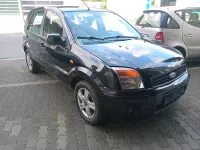 Gebraucht Ford Fusion 80 PS (58 kW) 2012 Schwarz Kleinwagen