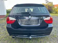 Gebraucht BMW 318 143 PS (105 kW) 2008 Blau Kombi