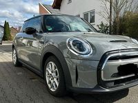 Gebraucht Mini Cooper SE Classic 135 kW (184 PS) 2021 Grau Kleinwagen