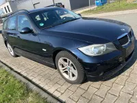 Gebraucht BMW 320 150 PS (110 kW) 2006 Blau Kombi